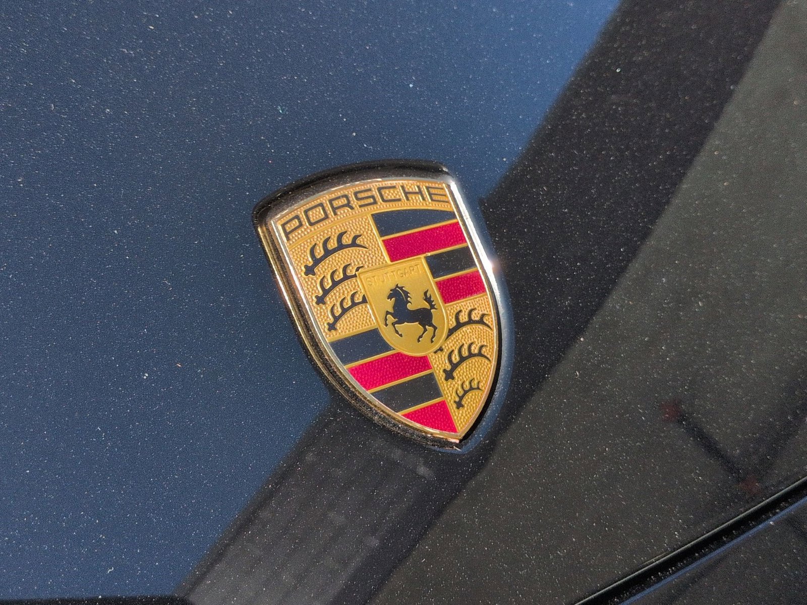 Certified 2023 Porsche Cayenne Platinum Edition w/ Premium Package image 27