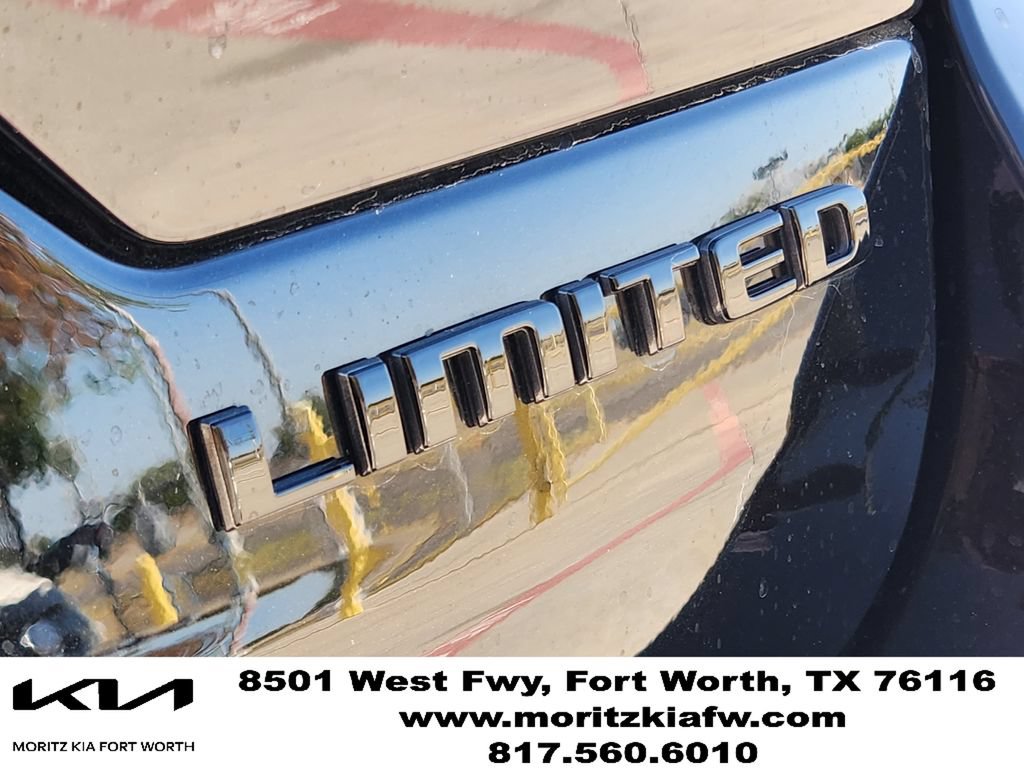 Used 2025 Jeep Grand Cherokee Limited w/ Black Appearance Package AWD/4WD image 11