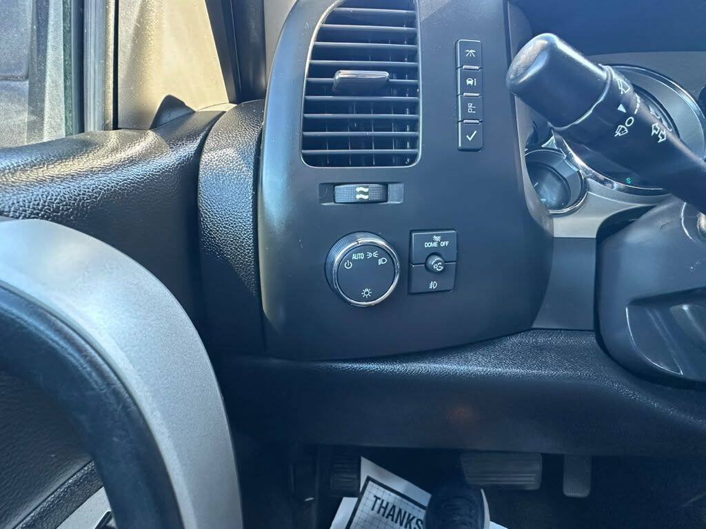 Used 2011 Chevrolet Silverado 1500 LT w/ All-Star Edition RWD image 17