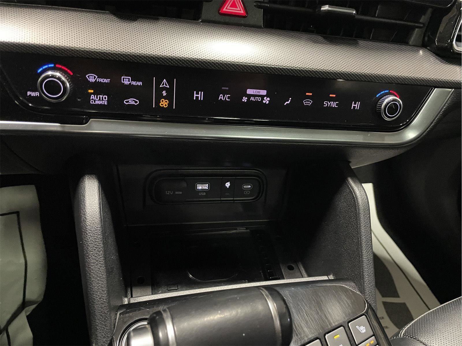 Used 2023 Kia Sportage SX image 29