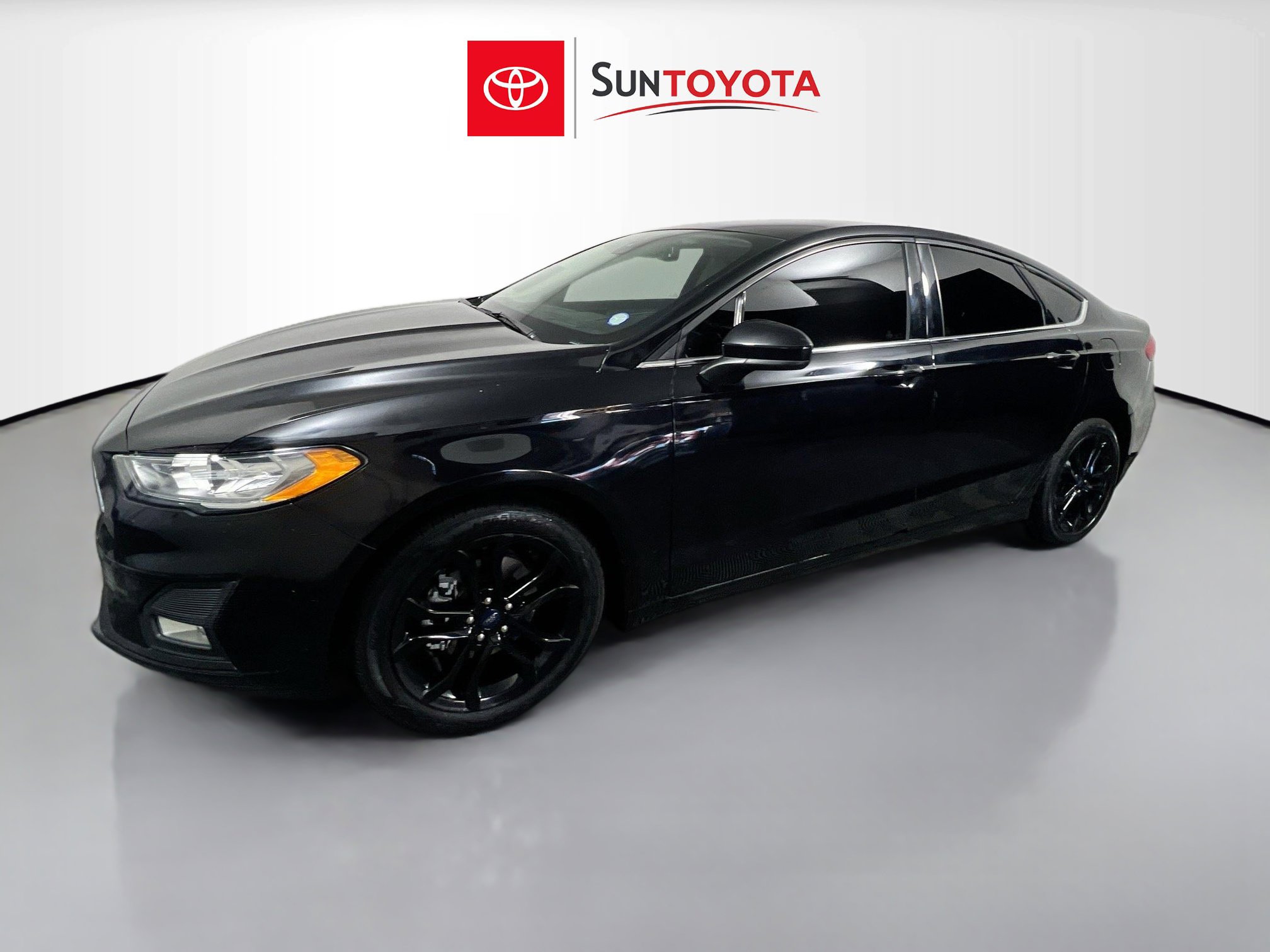 Used 2020 Ford Fusion SE w/ Equipment Group 151A image 9