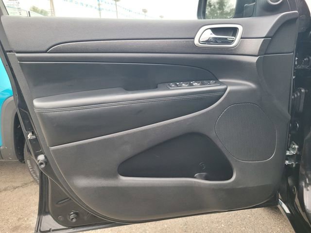 Used 2015 Jeep Grand Cherokee Altitude image 16