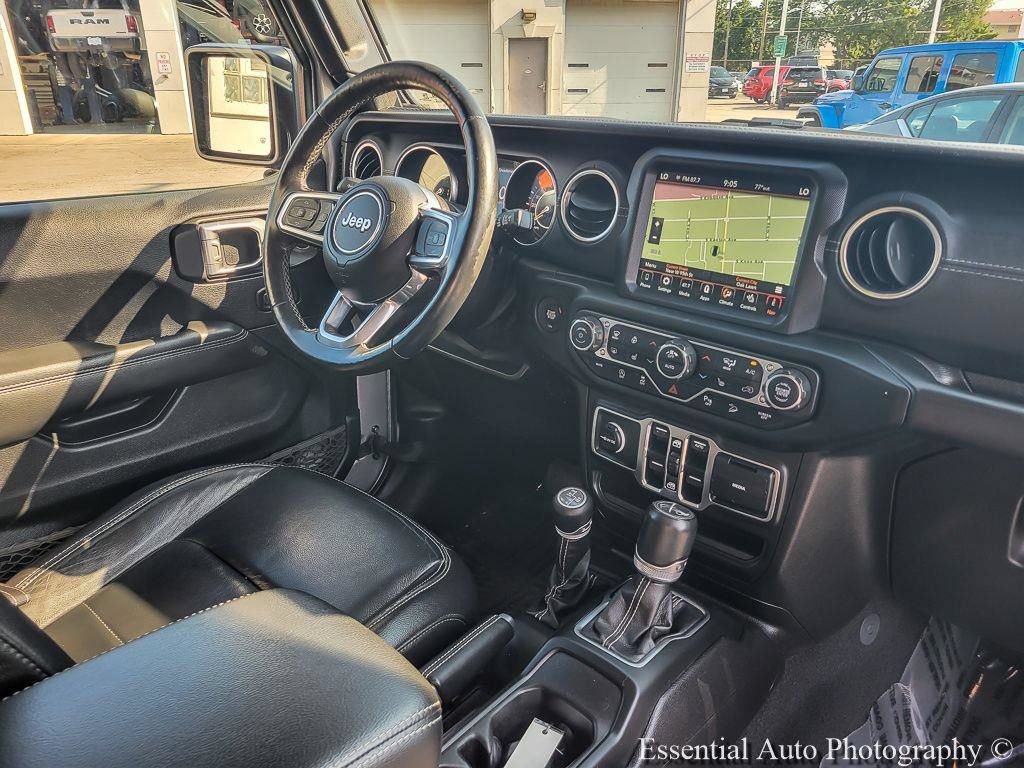Certified 2019 Jeep Wrangler Unlimited Sahara w/ Quick Order Package 24M Moab AWD/4WD image 31