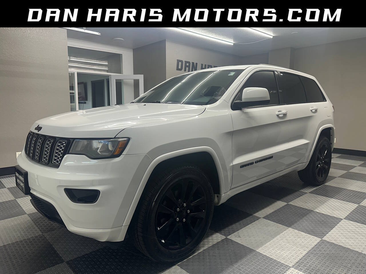 Used 2019 Jeep Grand Cherokee Altitude