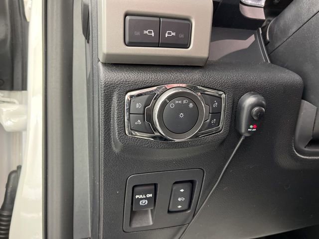 Used 2020 Ford F150 Lariat w/ Equipment Group 502A Luxury AWD/4WD image 30