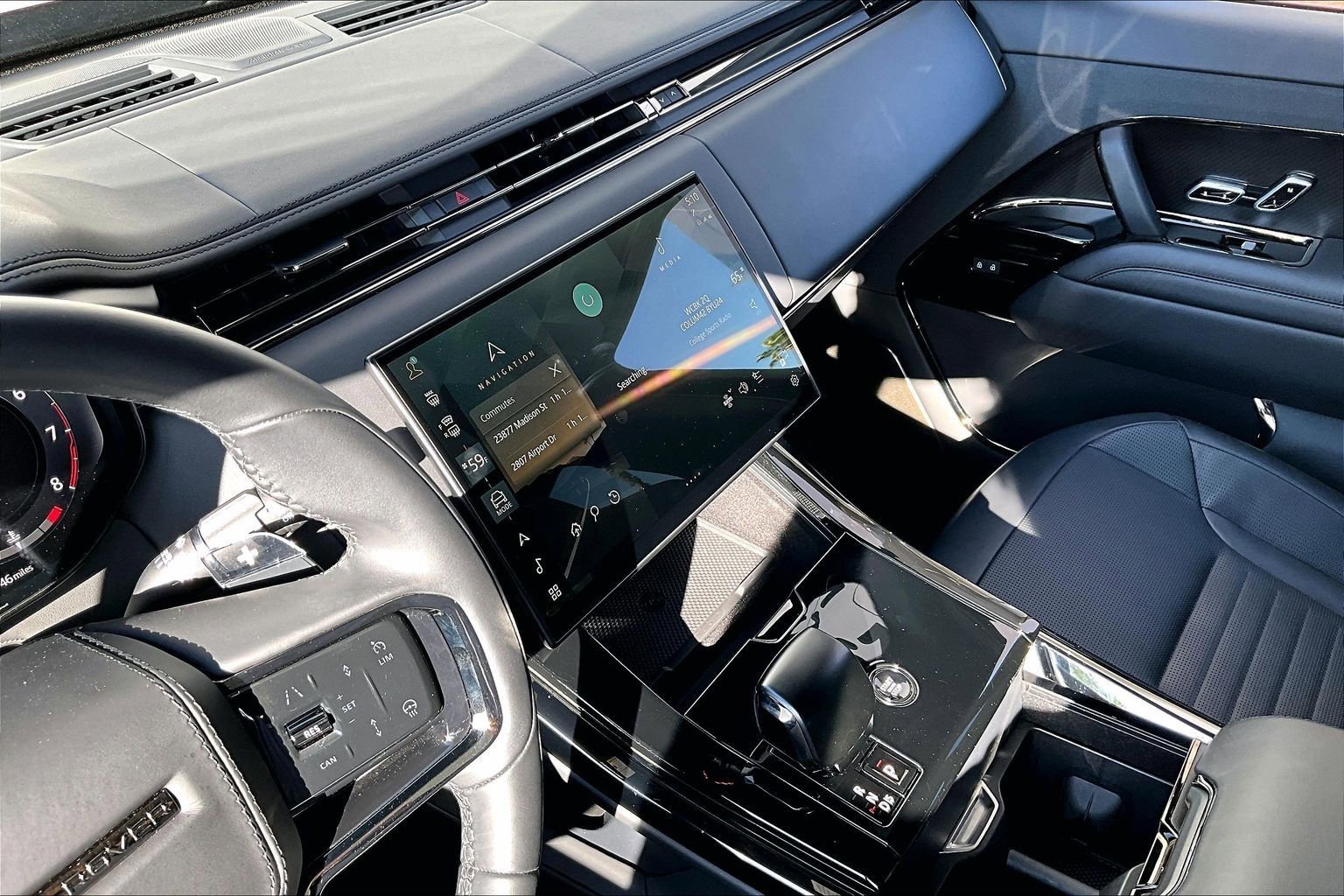 Certified 2025 Land Rover Range Rover Sport SV Edition Two image 33