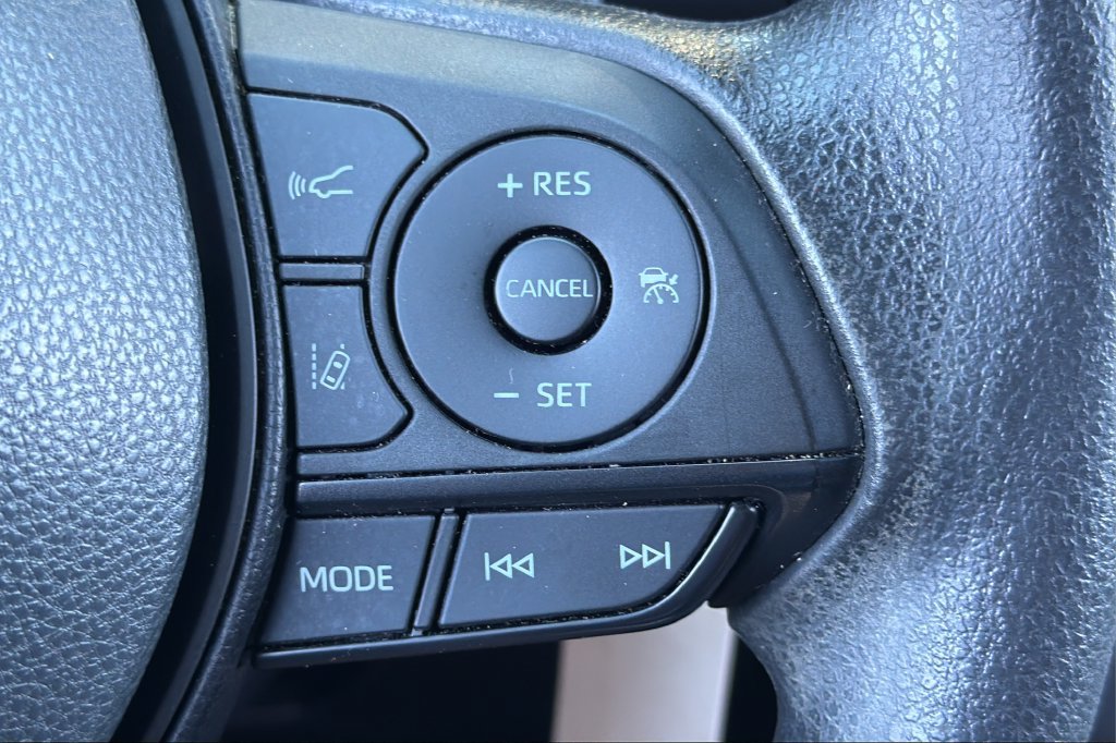 Certified 2024 Toyota RAV4 LE FWD image 22