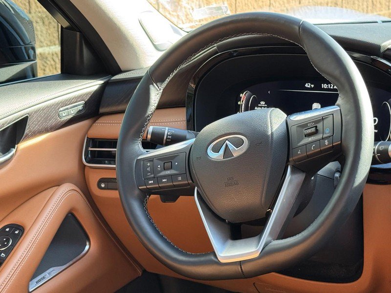 Used 2023 INFINITI QX60 Sensory w/ Vision Package image 12