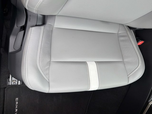 Certified 2026 Toyota Camry SE w/ Convenience Package FWD image 16