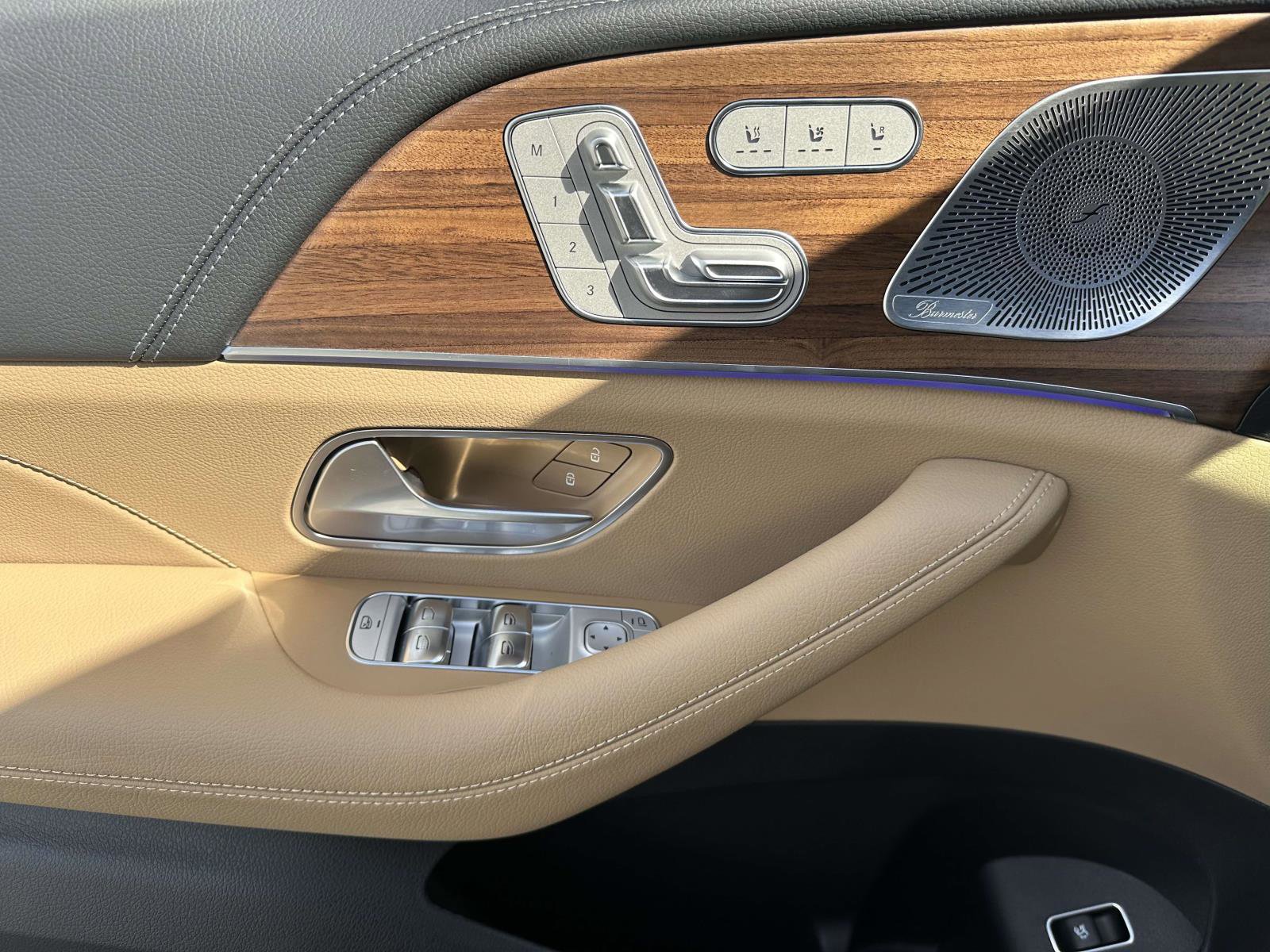 New 2026 Mercedes-Benz GLS 450 4MATIC image 15