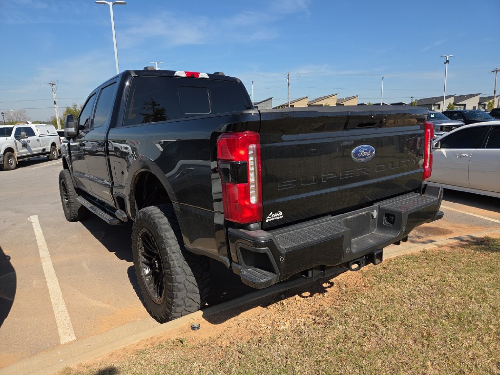 Used 2023 Ford F250 Lariat w/ Sport Appearance Package AWD/4WD image 2