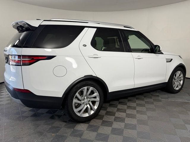 Used 2018 Land Rover Discovery HSE AWD/4WD image 8