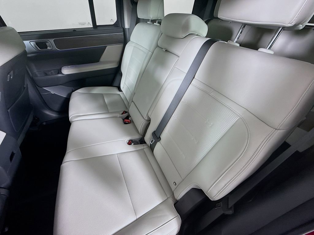 Used 2024 Hyundai Santa Fe Limited FWD image 24