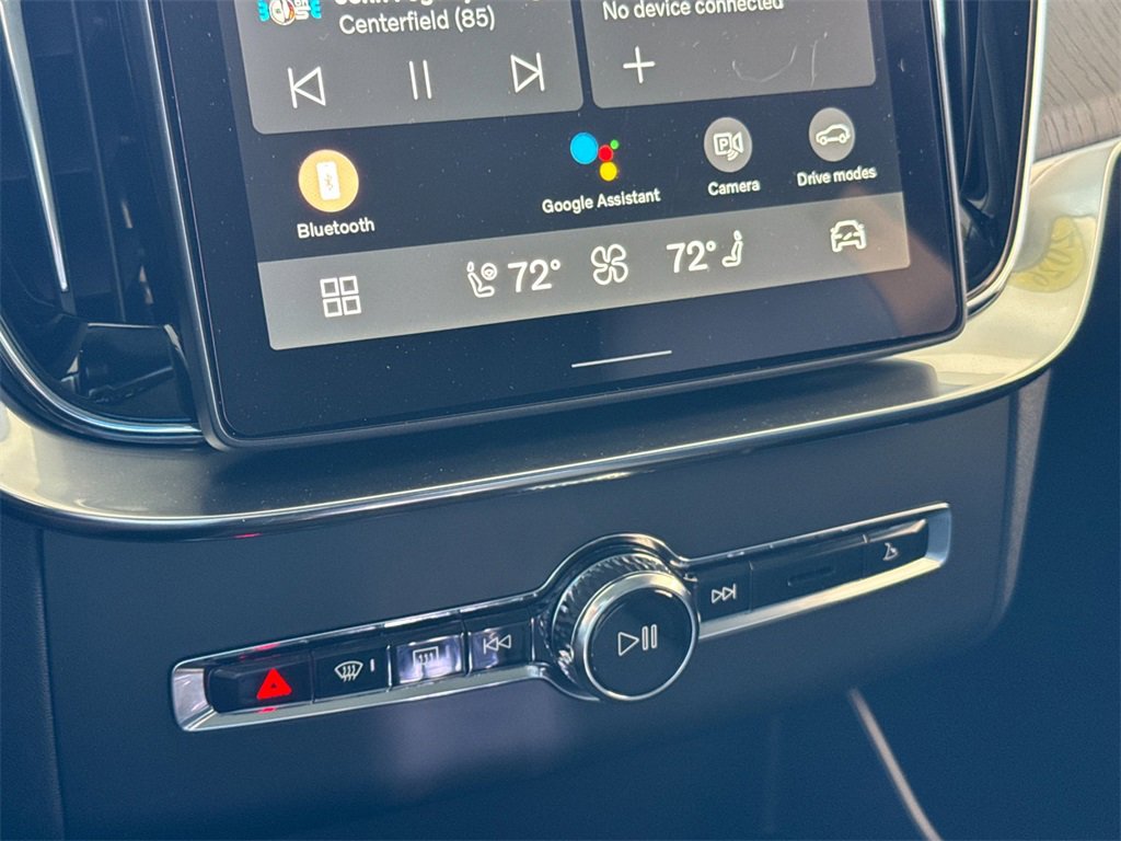 New 2026 Volvo XC90 B6 Ultra image 21