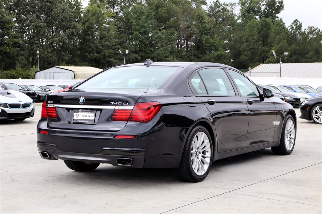Used 2015 BMW 740Li xDrive AWD/4WD image 6