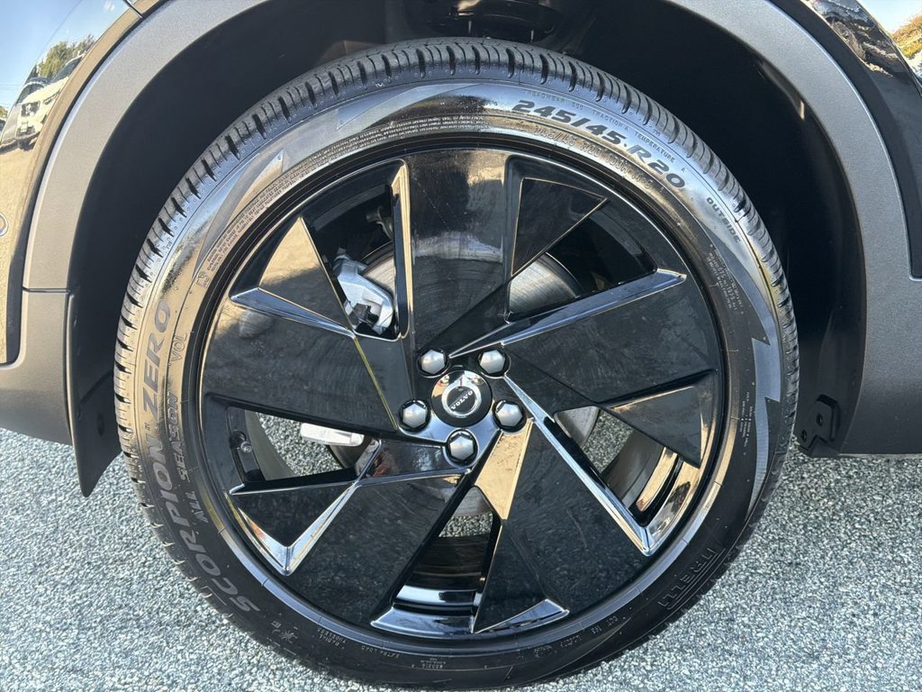 New 2026 Volvo XC40 B5 Ultra w/ Climate Package AWD/4WD image 10