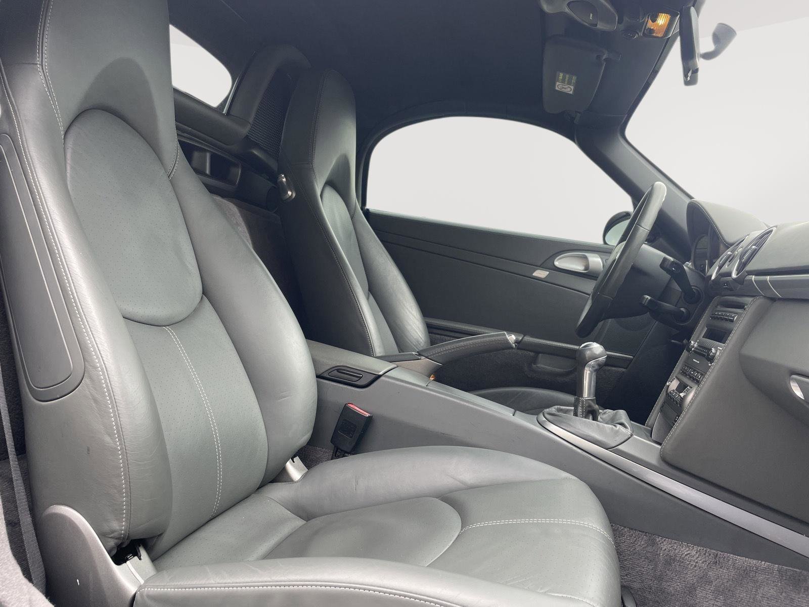 Used 2005 Porsche Boxster S image 10