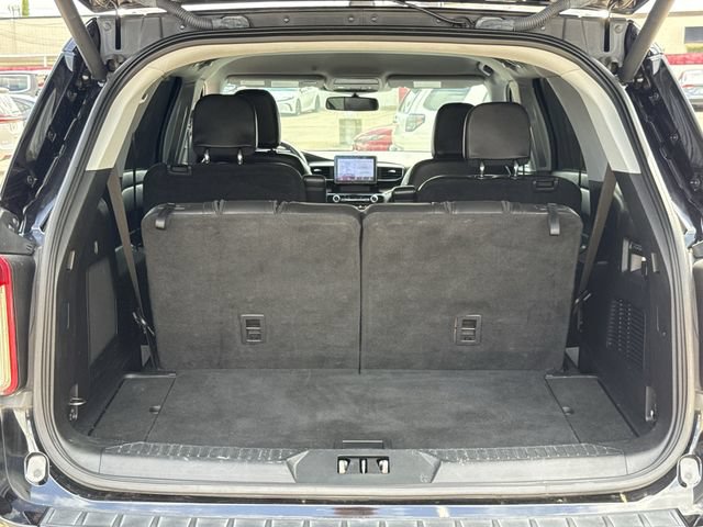 Used 2022 Ford Explorer Limited w/ Equipment Group 301A RWD image 32