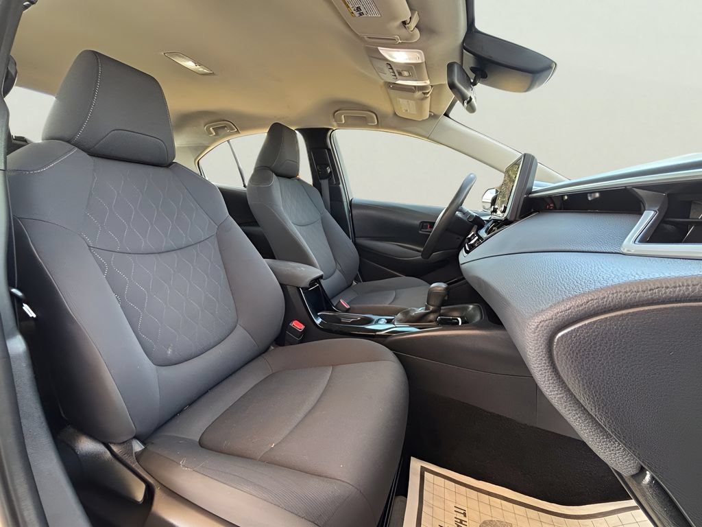 Used 2022 Toyota Corolla LE FWD image 23