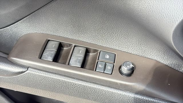 Used 2022 Toyota Camry LE image 18