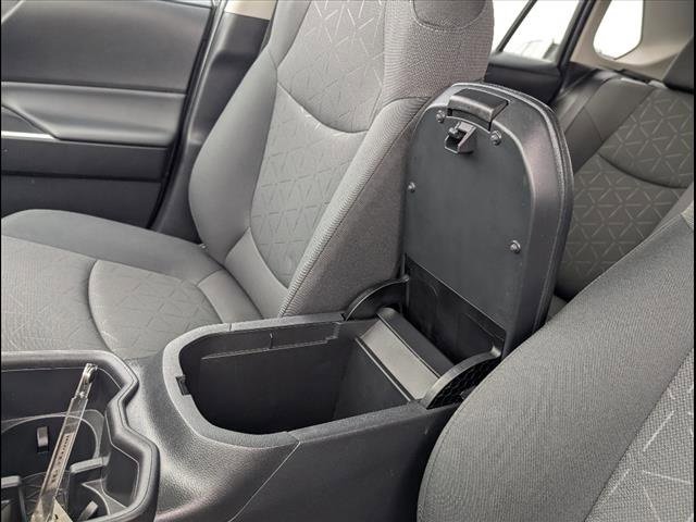 Used 2024 Toyota RAV4 XLE image 35