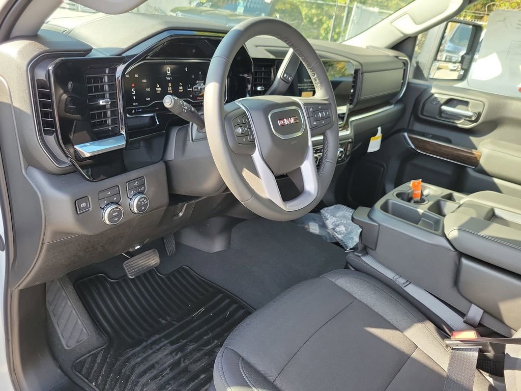 New 2025 GMC Sierra 2500 SLE w/ SLE Convenience Package image 17