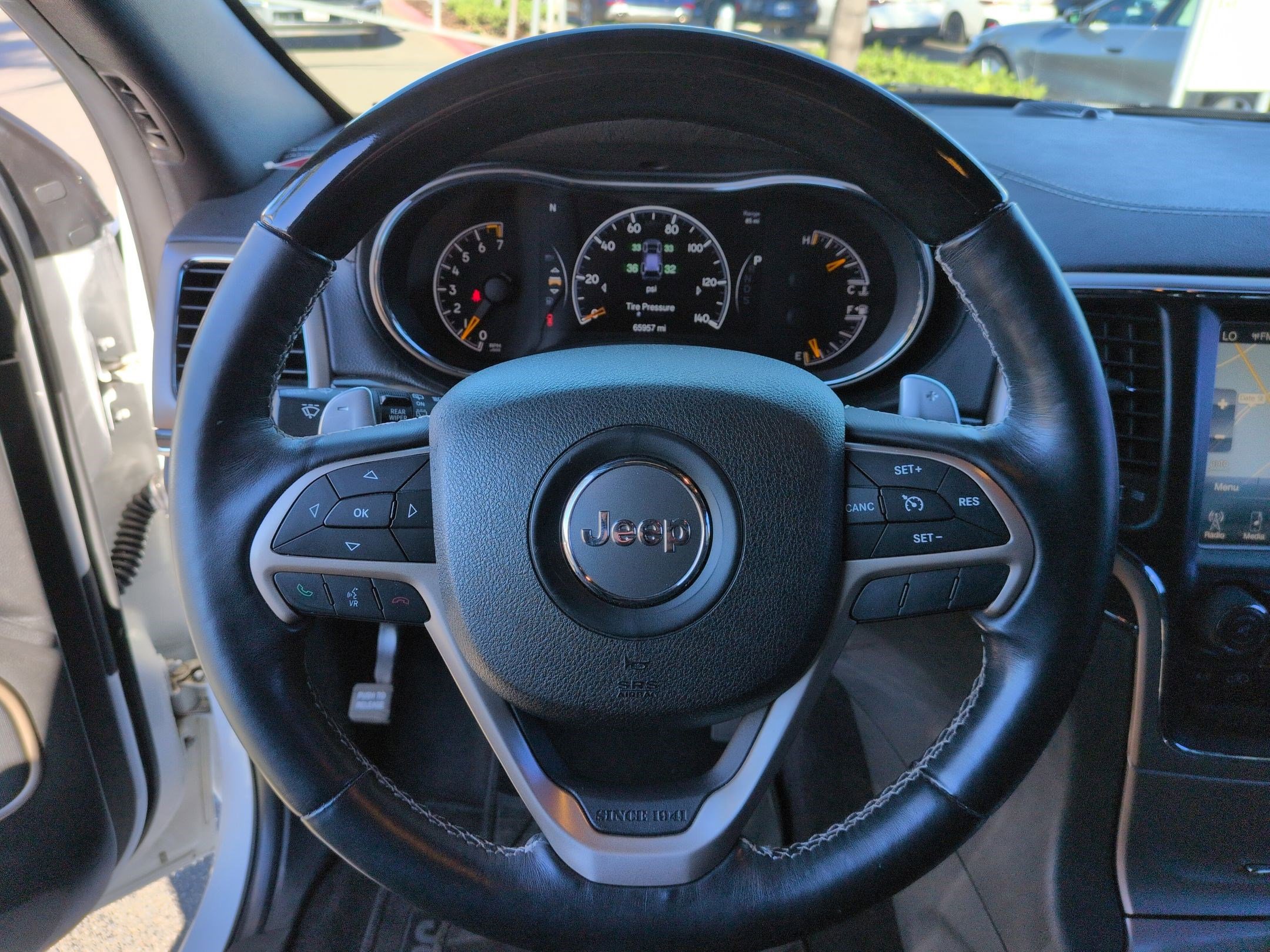 Used 2015 Jeep Grand Cherokee Overland image 18