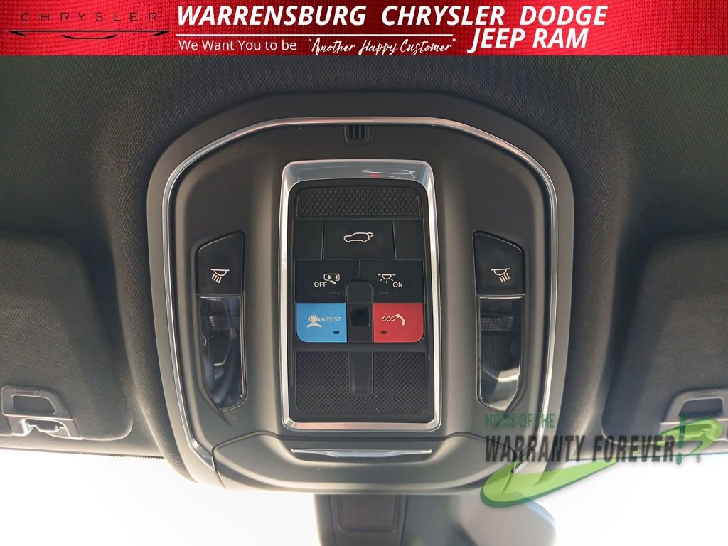 Used 2023 Jeep Grand Cherokee L Laredo image 34