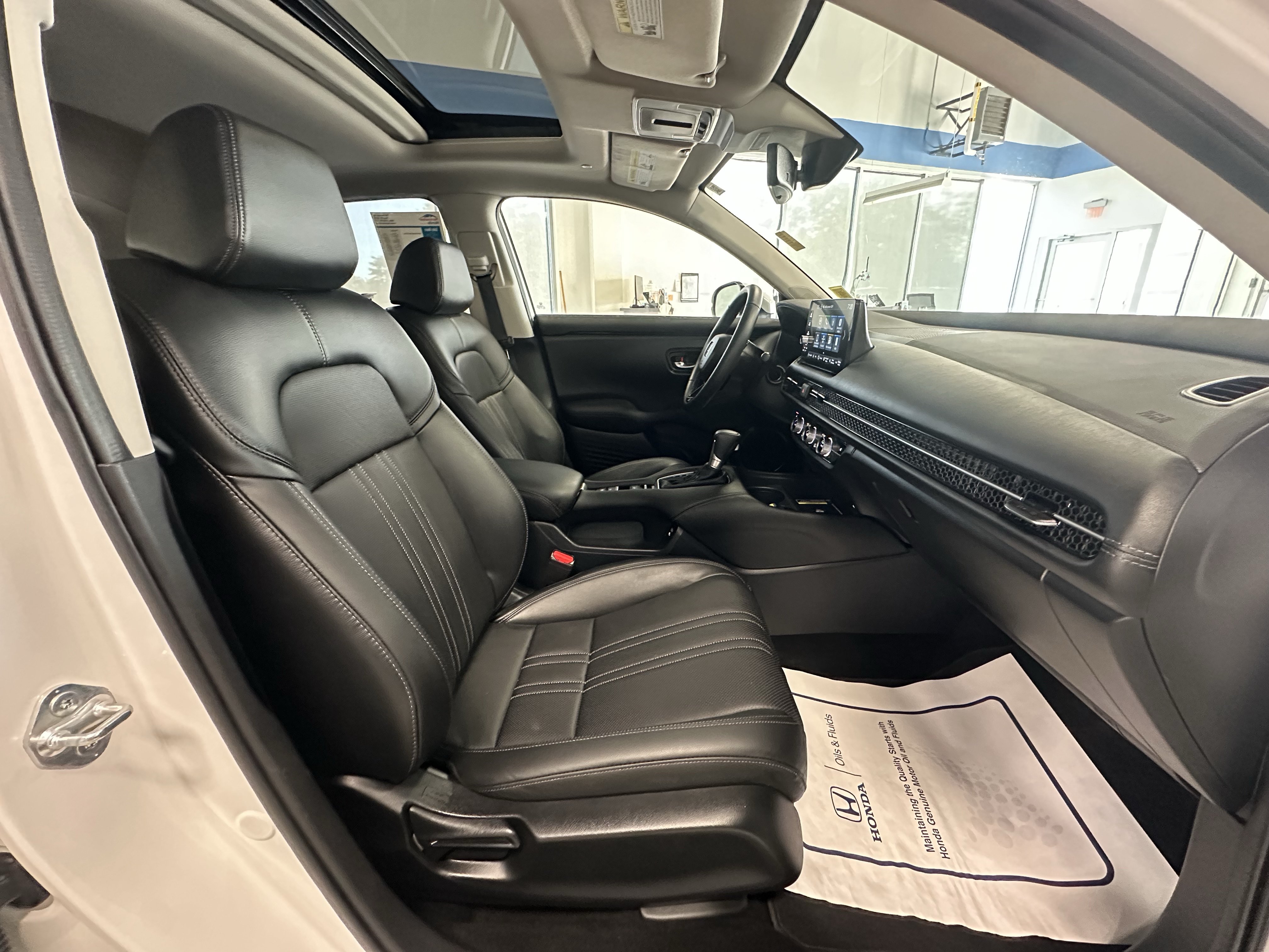 Used 2024 Honda HR-V EX-L image 21