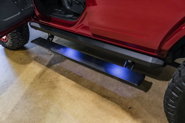 Used 2025 Ford Bronco Heritage Edition AWD/4WD image 8