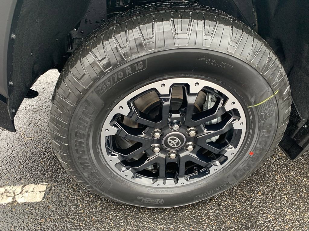 New 2025 Toyota Tundra SR5 image 30