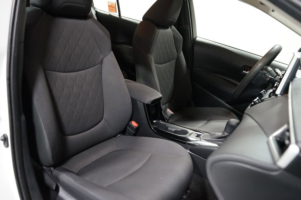 Used 2020 Toyota Corolla LE image 24