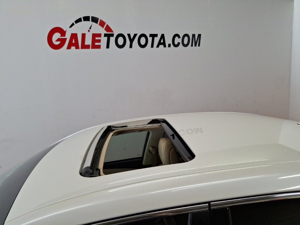 Used 2015 Toyota Avalon XLE Touring FWD image 8