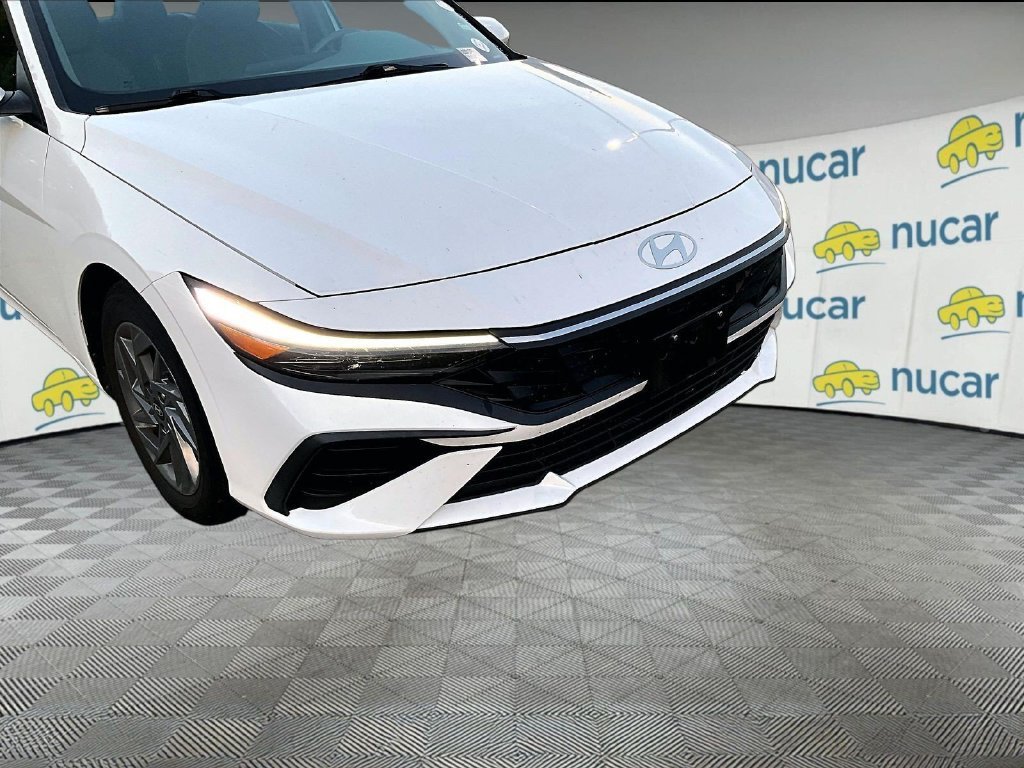 Used 2024 Hyundai Elantra SEL FWD image 8