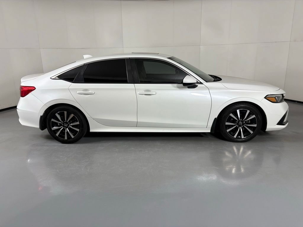 Used 2022 Honda Civic EX image 9