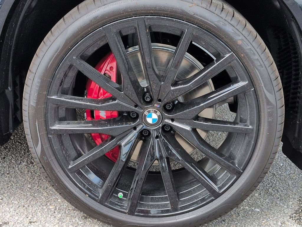 New 2026 BMW X5 sDrive40i w/ M Sport Package image 11