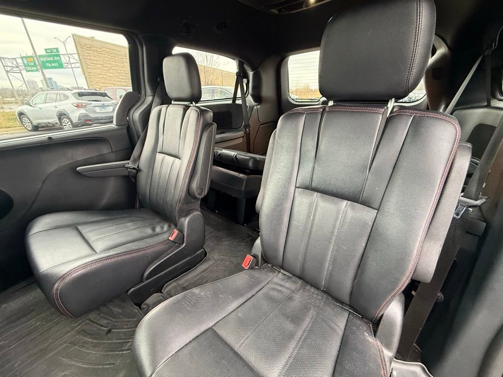 Used 2018 Dodge Grand Caravan GT image 6