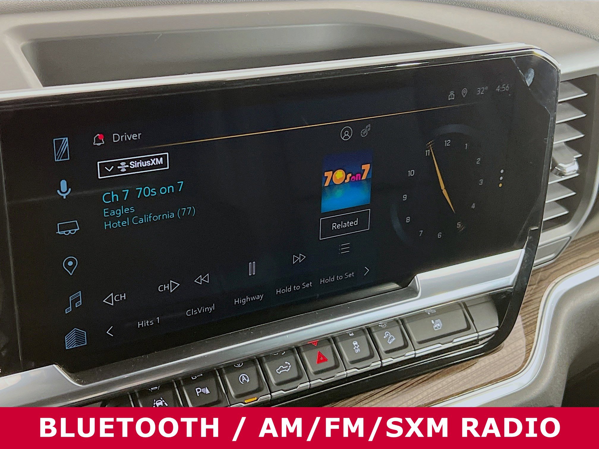 Used 2025 Chevrolet Silverado 1500 LT Trail Boss w/ LT Trail Boss Premium Package image 8