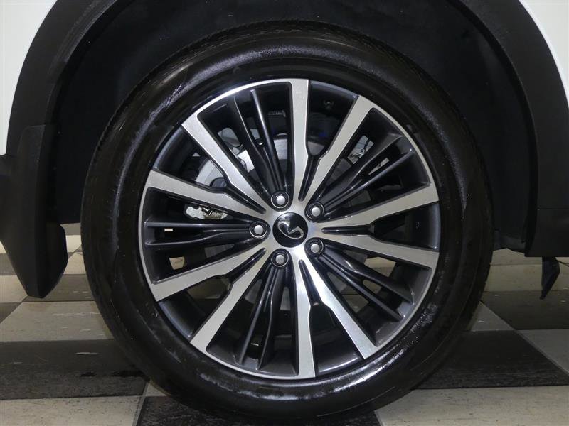 Used 2023 INFINITI QX60 Sensory image 39