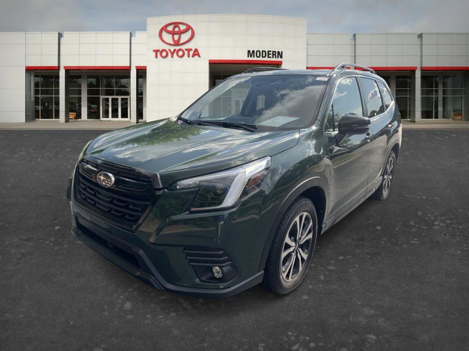 Used 2024 Subaru Forester Limited AWD/4WD image 1