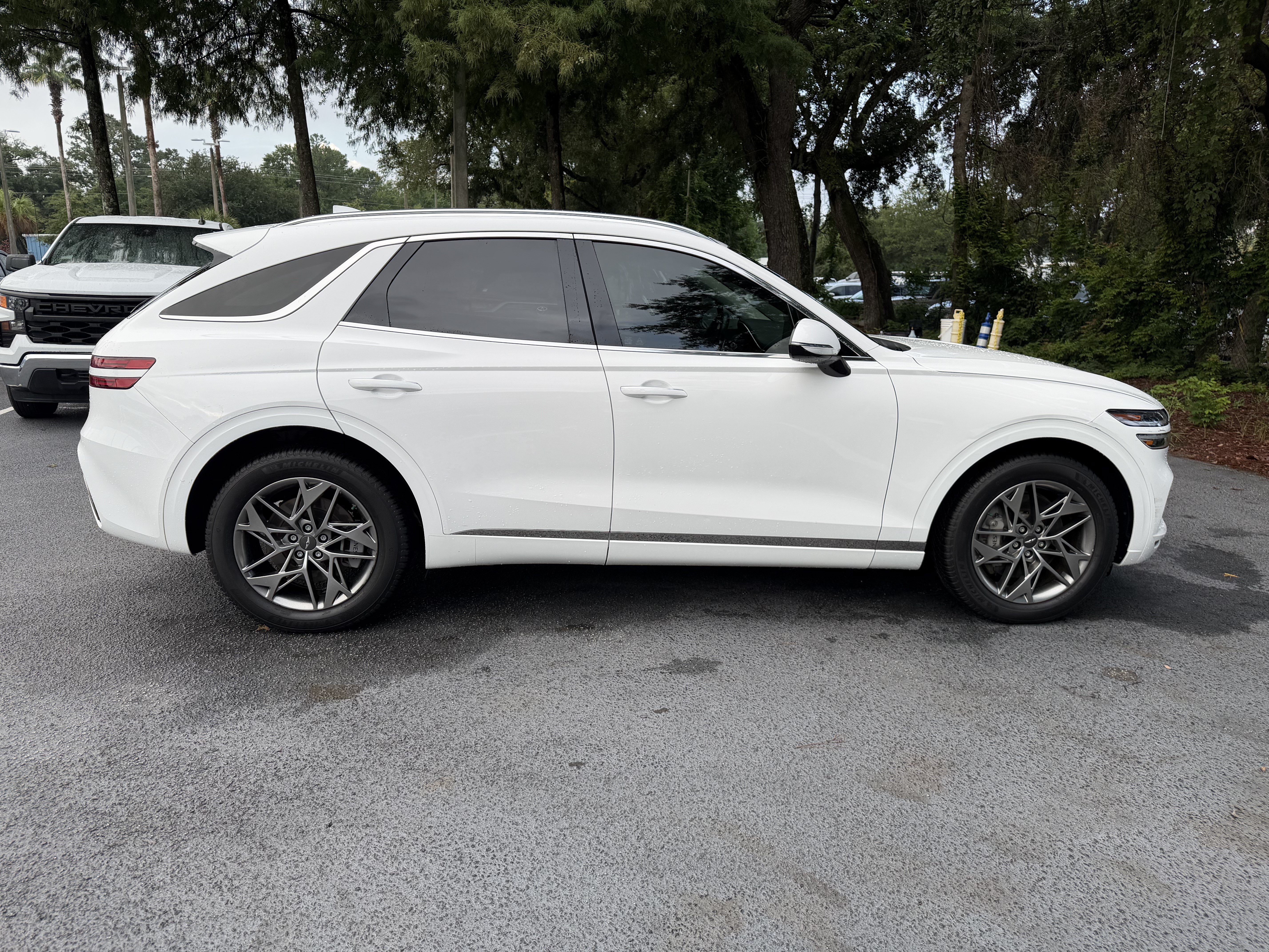 Used 2023 Genesis GV70 2.5T w/ Select Package AWD/4WD image 10