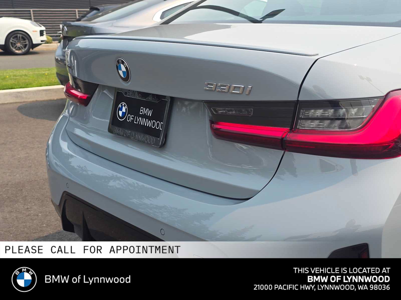 New 2026 BMW 330i xDrive Sedan w/ M Sport Package AWD/4WD image 13
