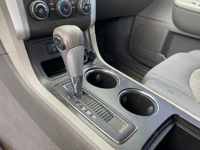 Used 2011 Chevrolet Traverse LT w/ Personal Connectivity Package FWD image 8