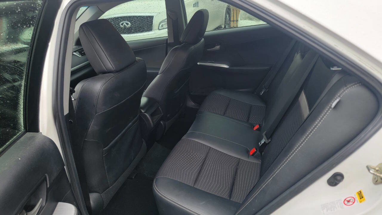 Used 2013 Toyota Camry SE image 19