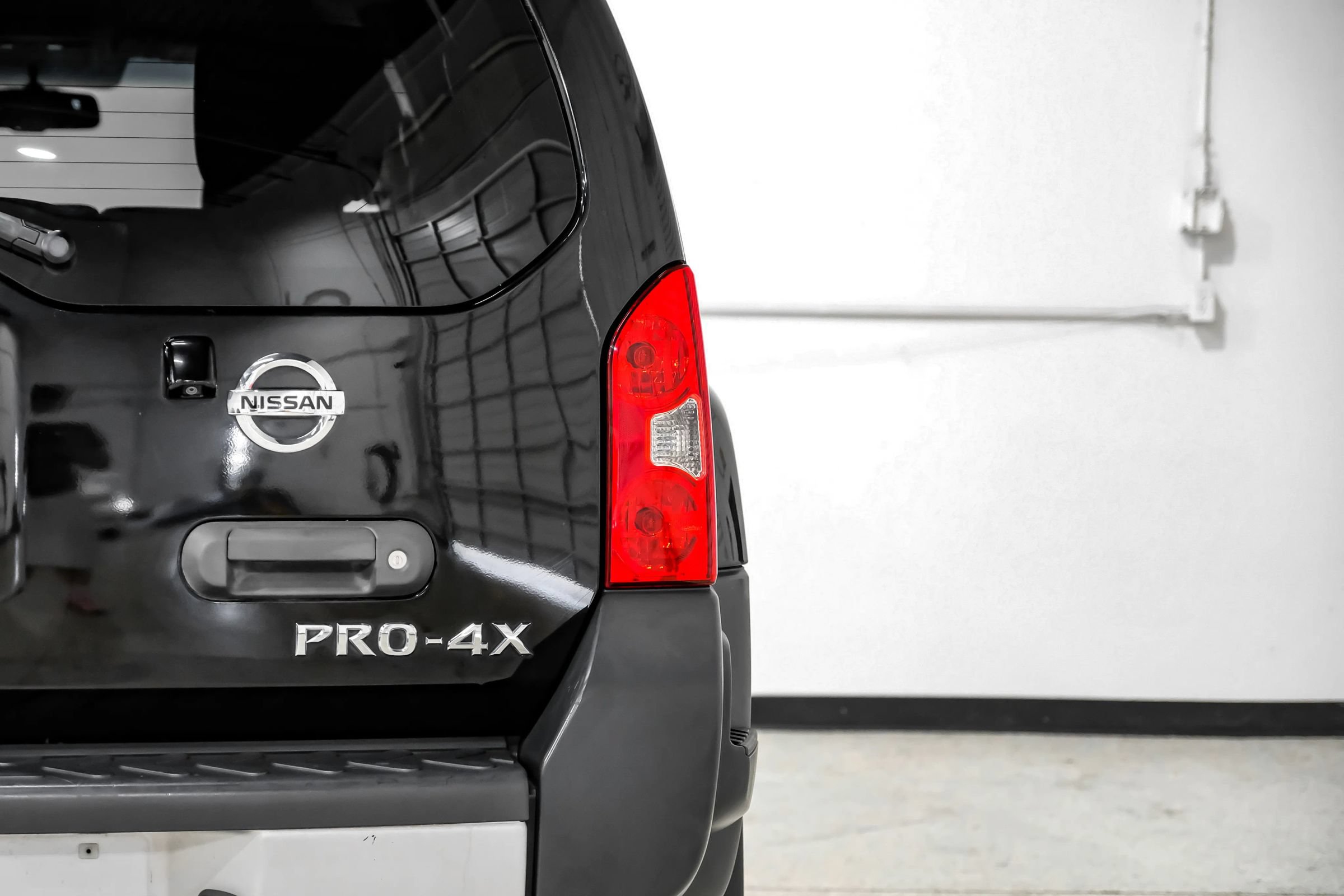 Used 2015 Nissan Xterra PRO-4X AWD/4WD image 46