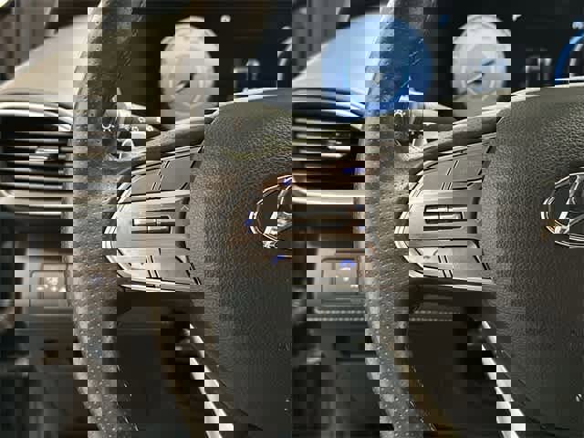 Used 2023 Hyundai Santa Fe Calligraphy image 9