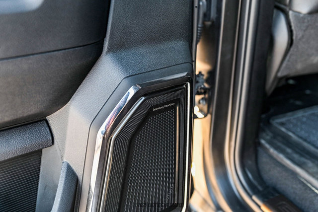 Used 2024 RAM 5500 4x4 Crew Cab image 34