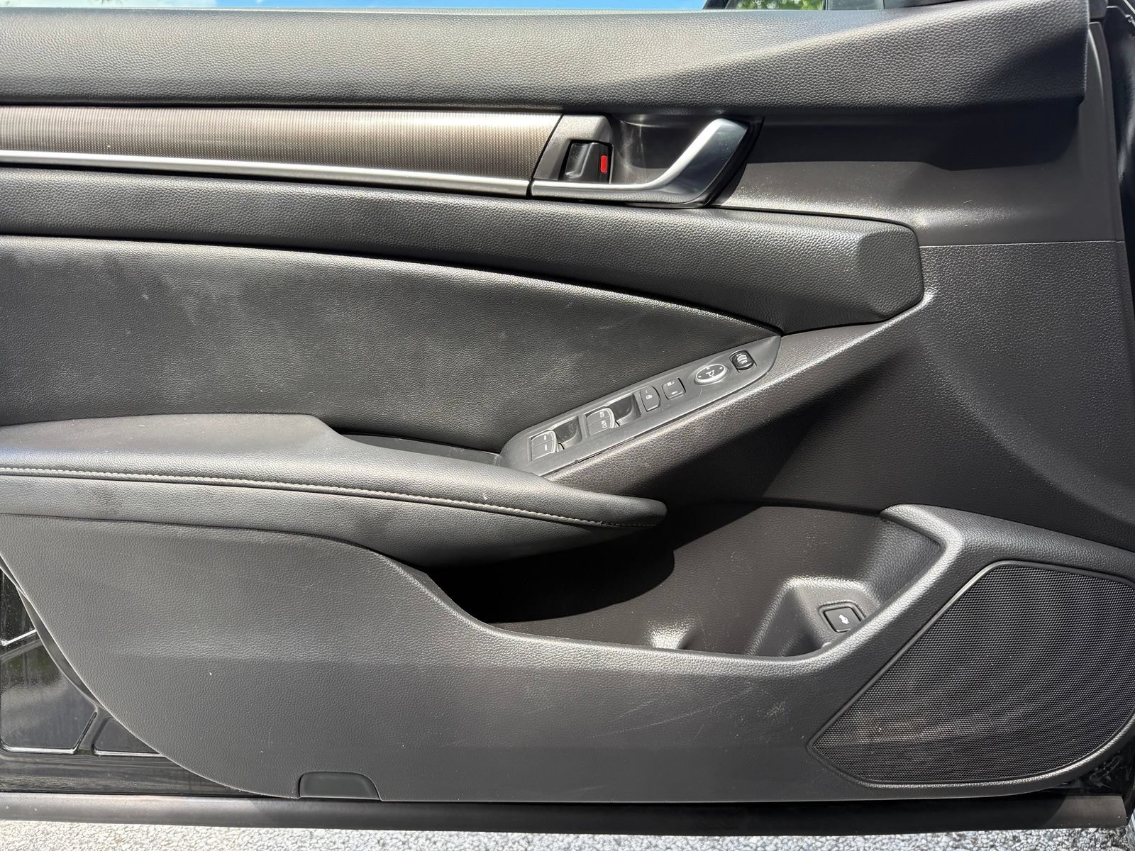 Used 2022 Honda Accord Sport image 42
