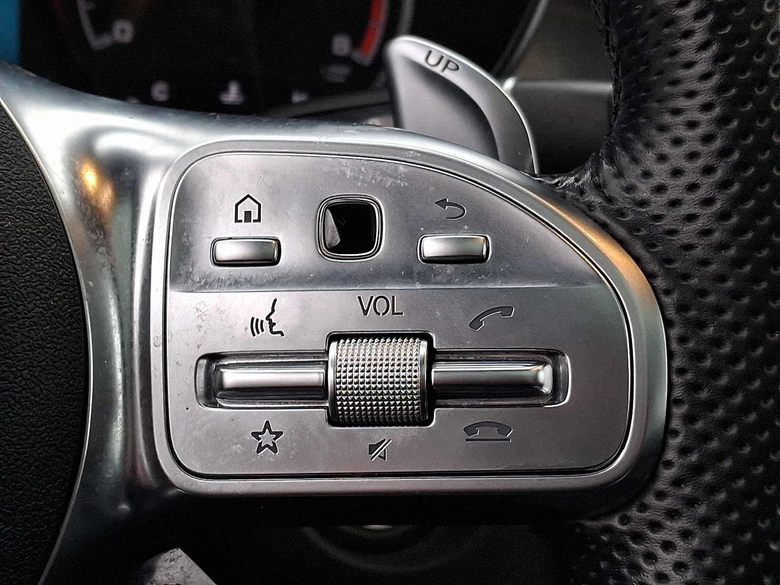 Certified 2021 Mercedes-Benz GLC 43 AMG 4MATIC image 18