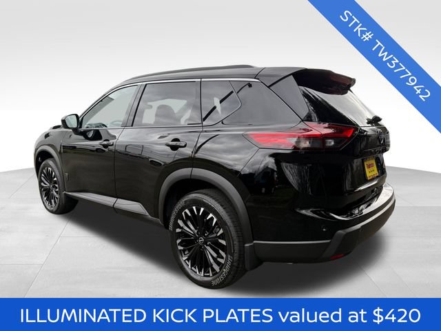 New 2026 Nissan Rogue Dark Armor AWD/4WD image 5